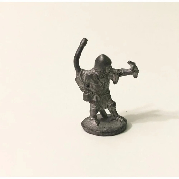 Vtg 1984 Ral Partha Dungeons And Dragons  Miniature Metal Figure - Picture 1 of 11